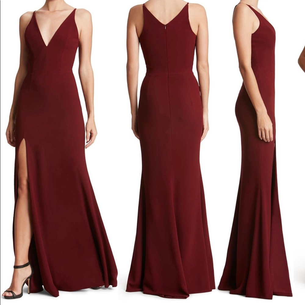DRESS THE POPULATION CREPE GOWN